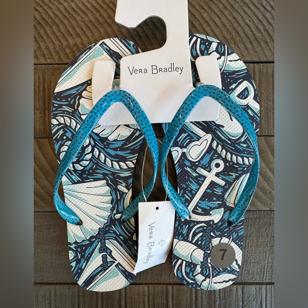 Vera Bradley ‘Shore Enough’ Flip Flops Women’s Size Medium 7-8 (NWT)